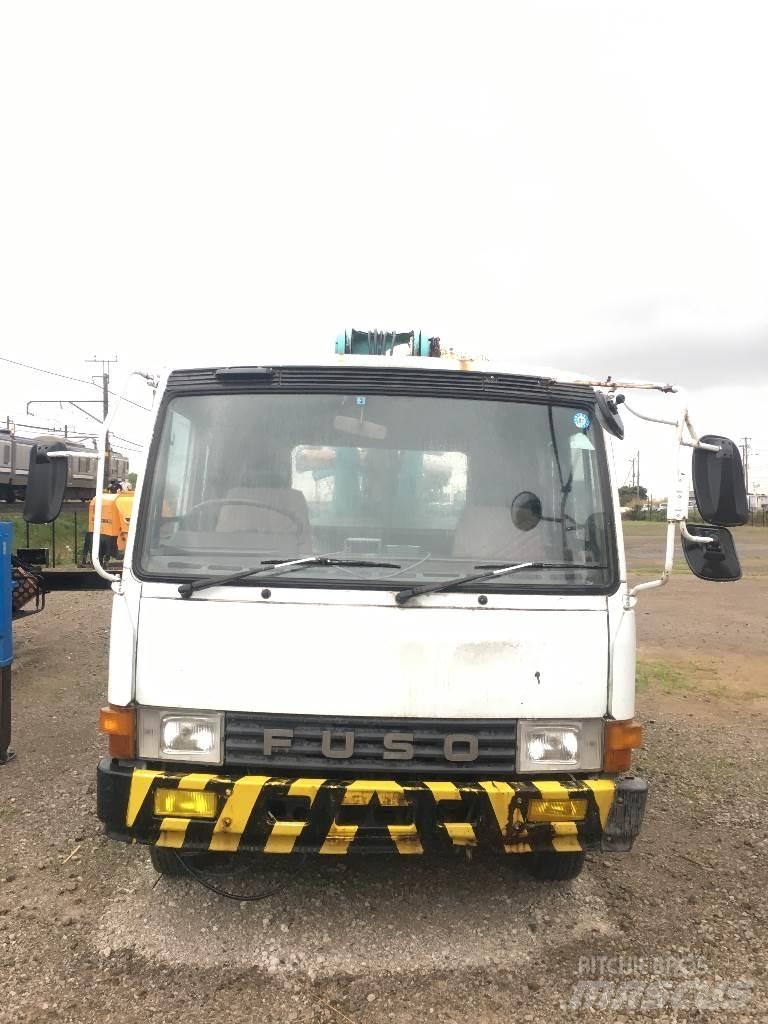 Mitsubishi DC-700BR Beton pompaları