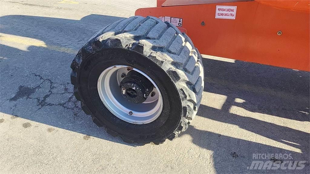 JLG 510AJ Körüklü personel platformları