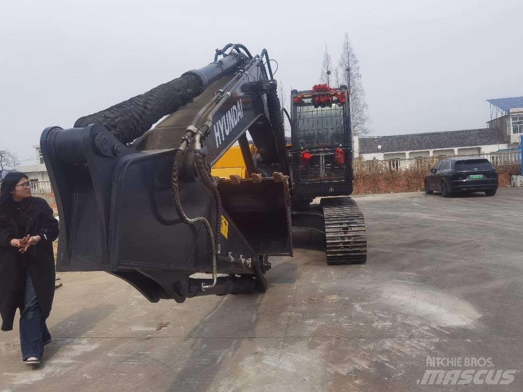 Hyundai 220LC-9S Paletli ekskavatörler
