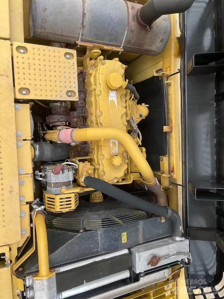 CAT 329 D Paletli ekskavatörler