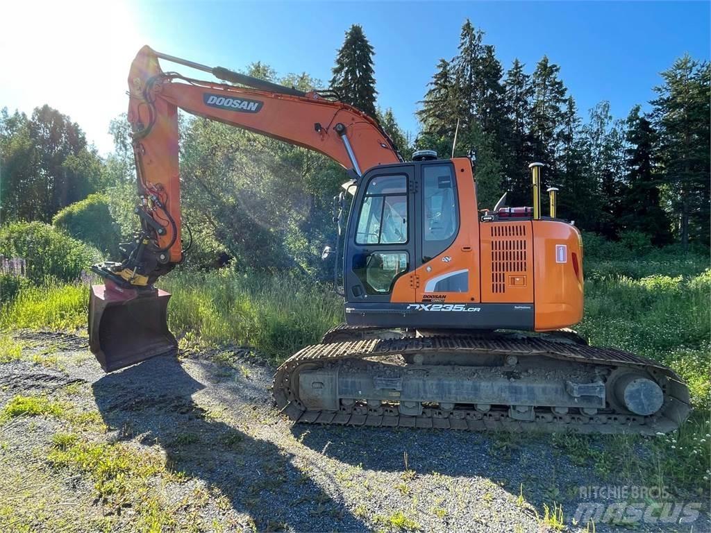 Doosan DX235 LRC Paletli ekskavatörler