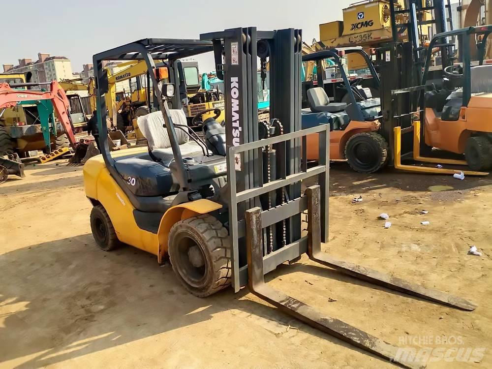 Komatsu FD 30 T-16 Dizel forkliftler