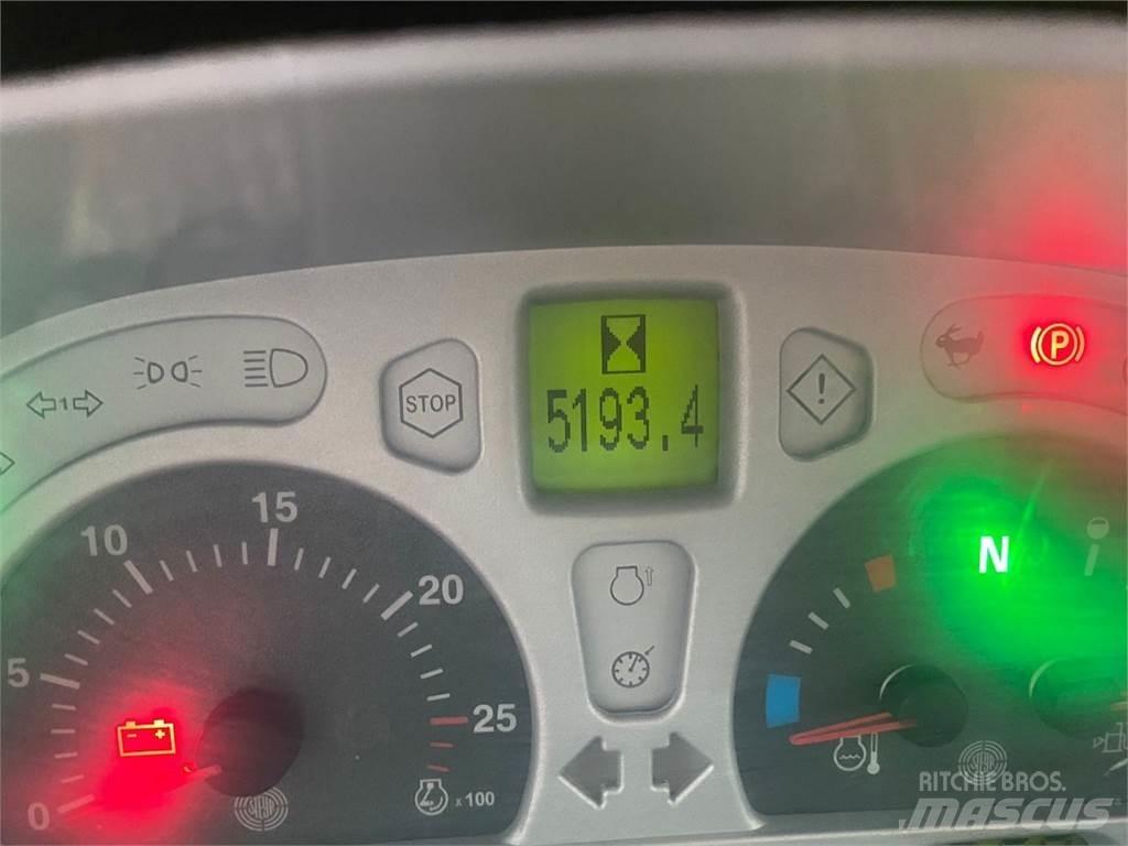 Steyr 6135 Profi Traktörler
