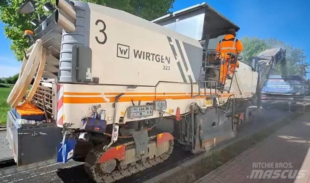 Wirtgen W 220 Asfalt kaziyicilar