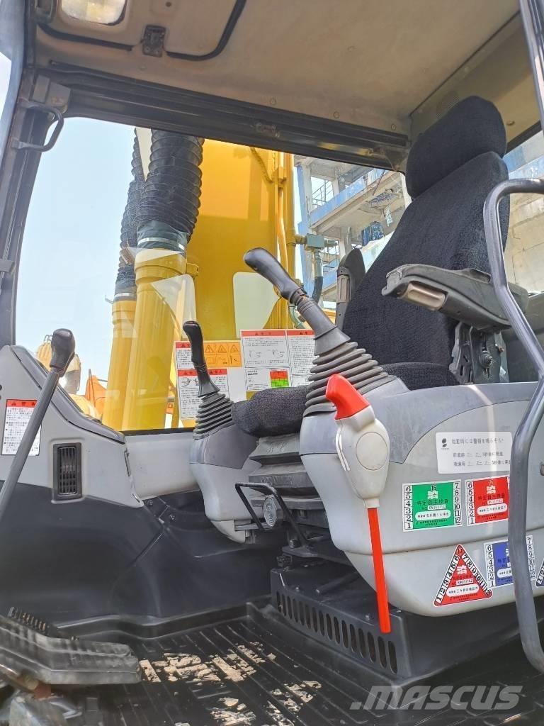 Komatsu PC130 Paletli ekskavatörler