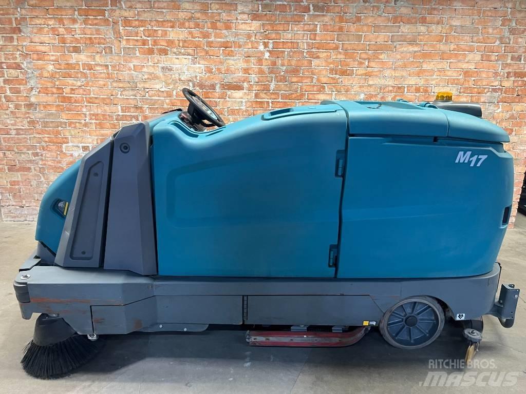 Tennant M 17 Kombine süpürücü-temizleyiciler