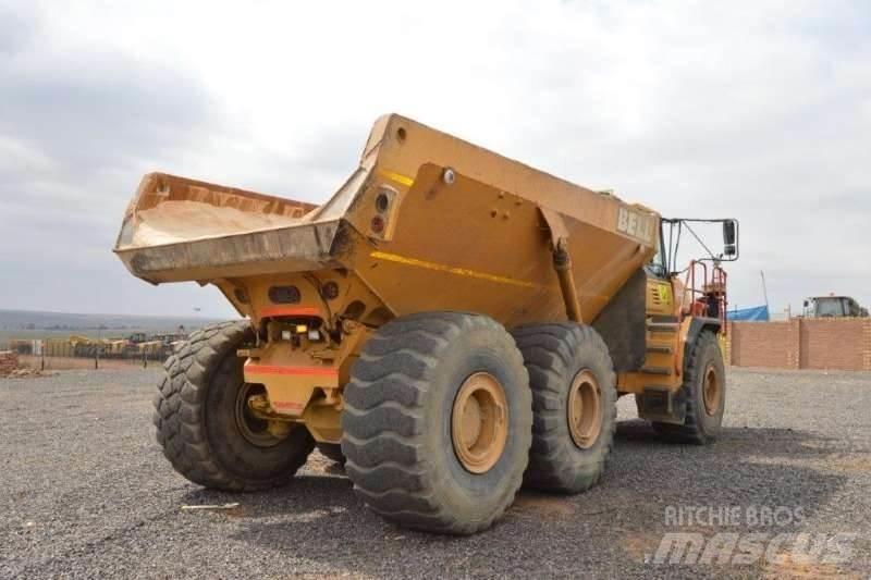 Bell B40D Belden kirma kaya kamyonu
