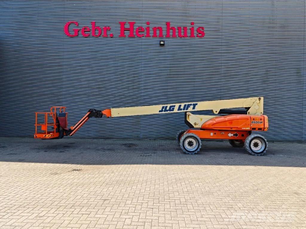 JLG E600 JP Körüklü personel platformları