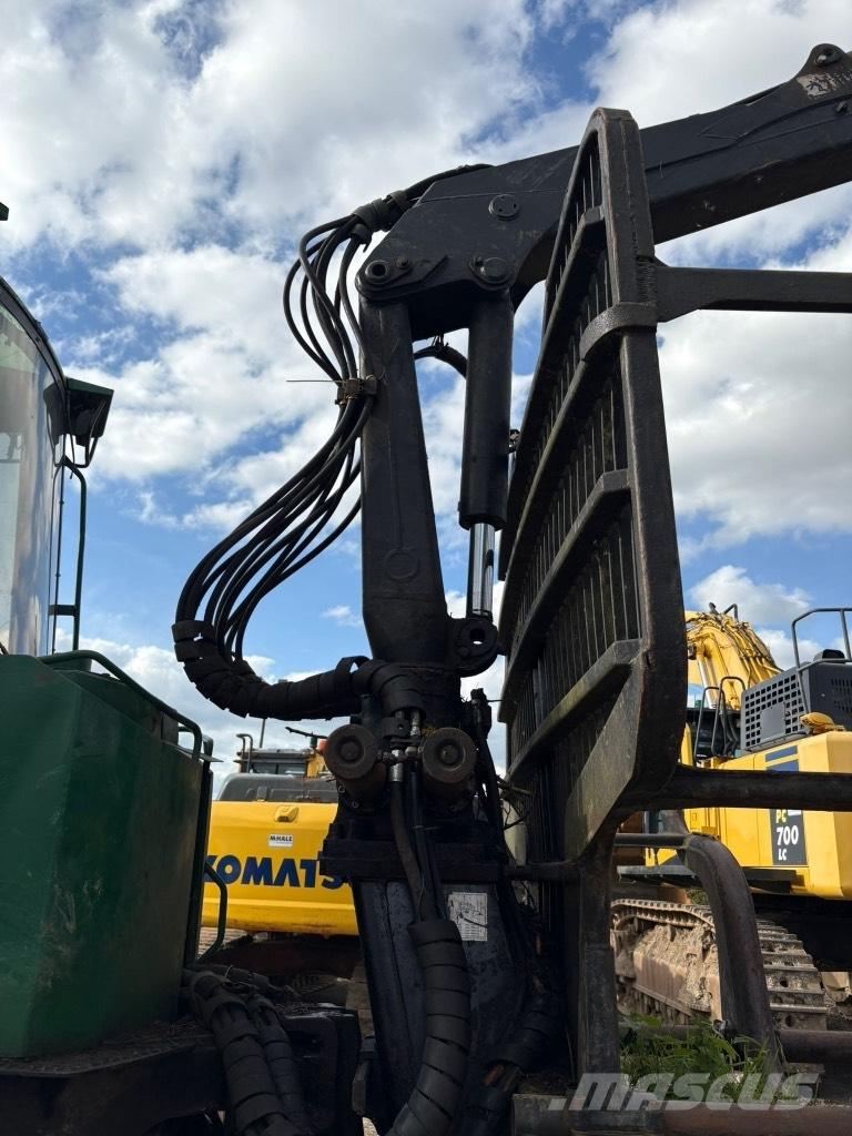 Timberjack 1110C Tomruk yükleyici traktörler