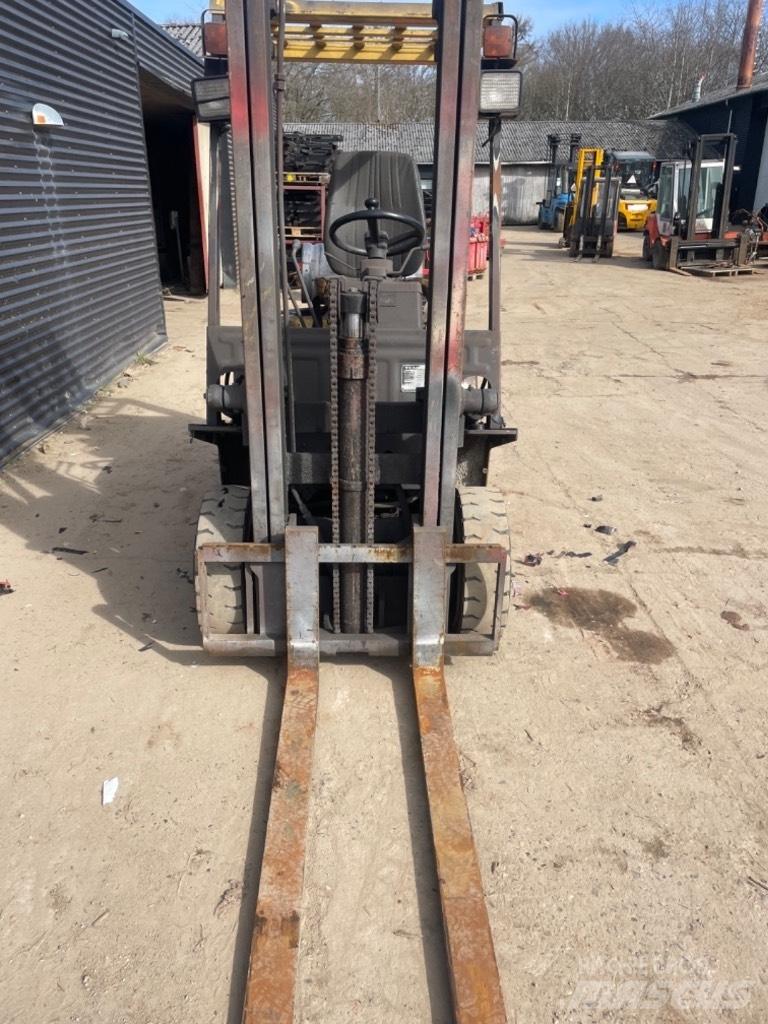TCM FG 15 LPG'li forkliftler