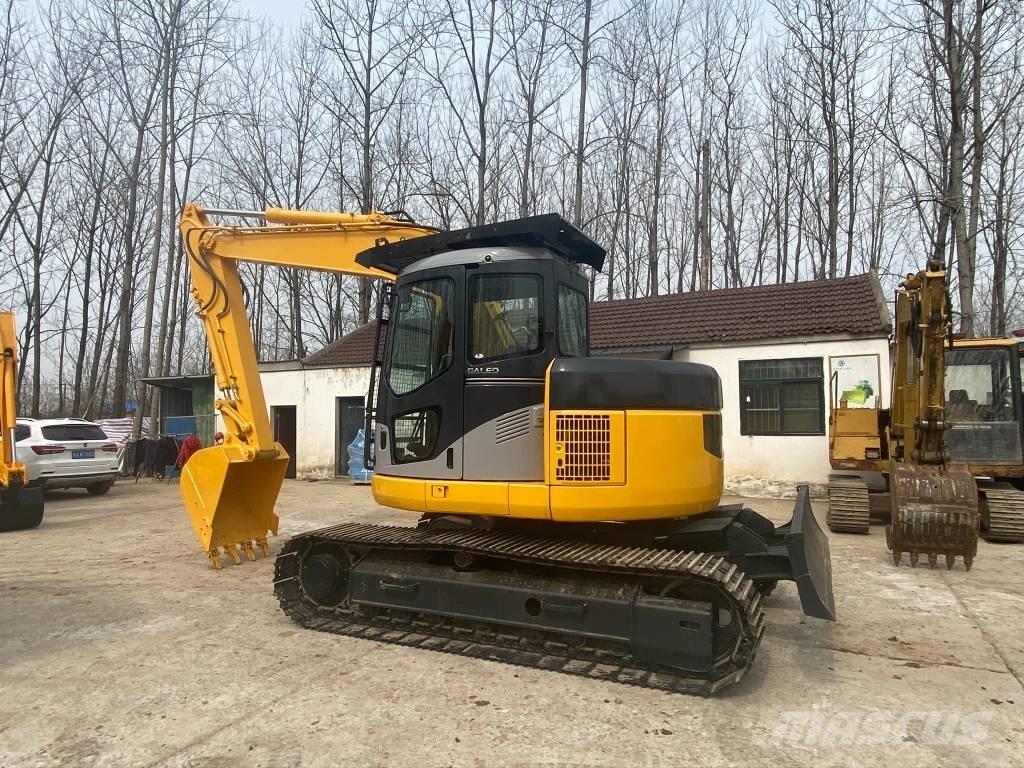 Komatsu PC128US Paletli ekskavatörler