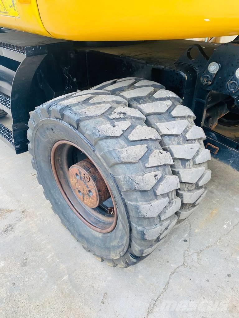 CAT m317f Lastik tekerli ekskavatörler