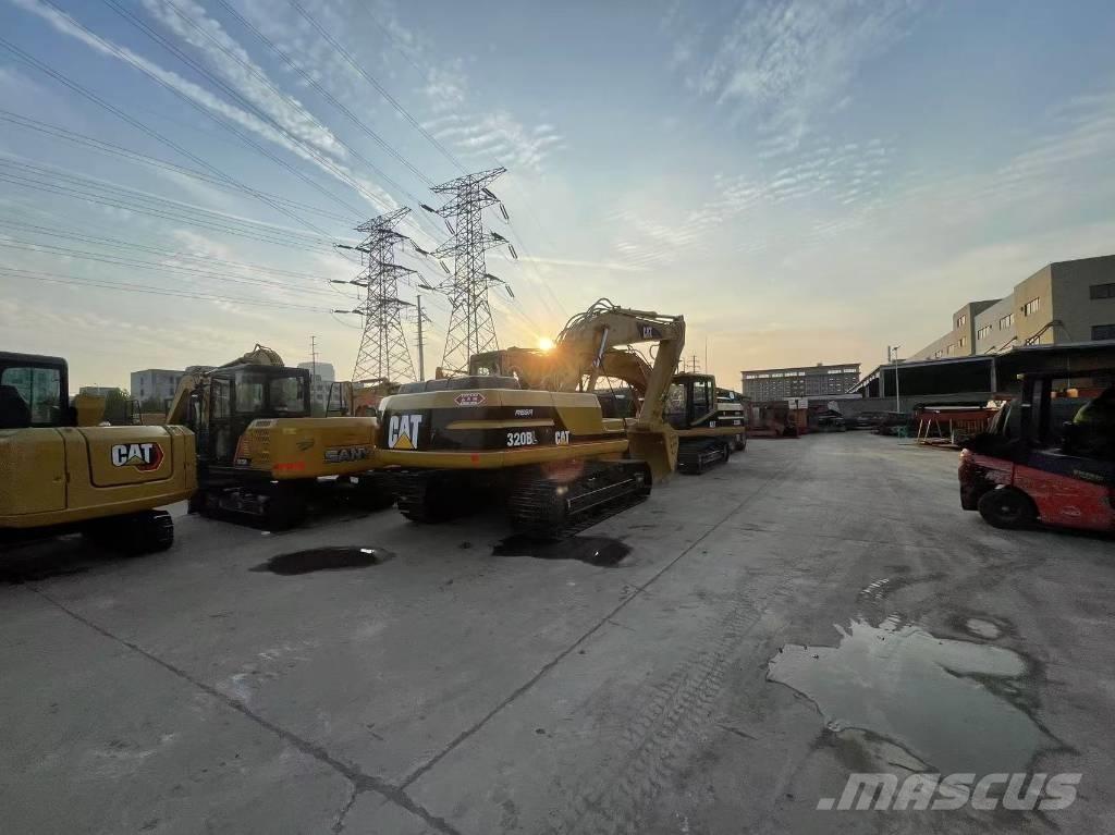 CAT 320 B Paletli ekskavatörler