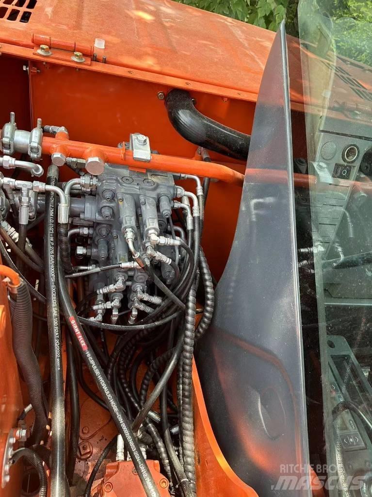Hitachi ZX60 Mini ekskavatörler, 7 tona dek