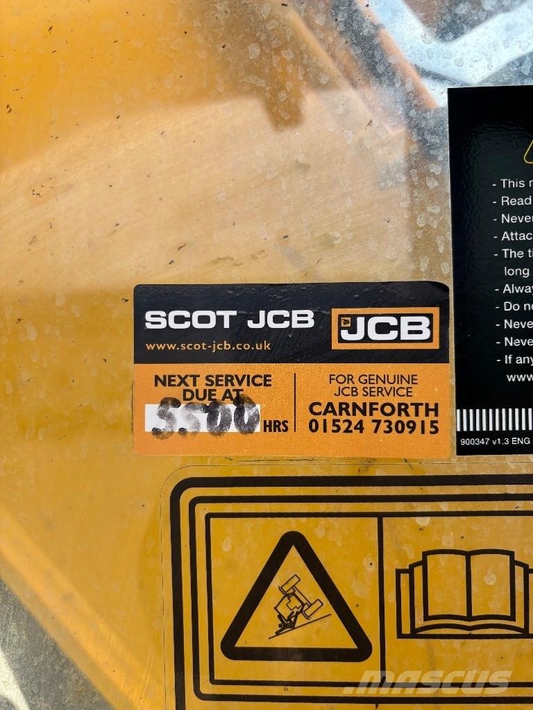 JCB JS 220 LC Paletli ekskavatörler