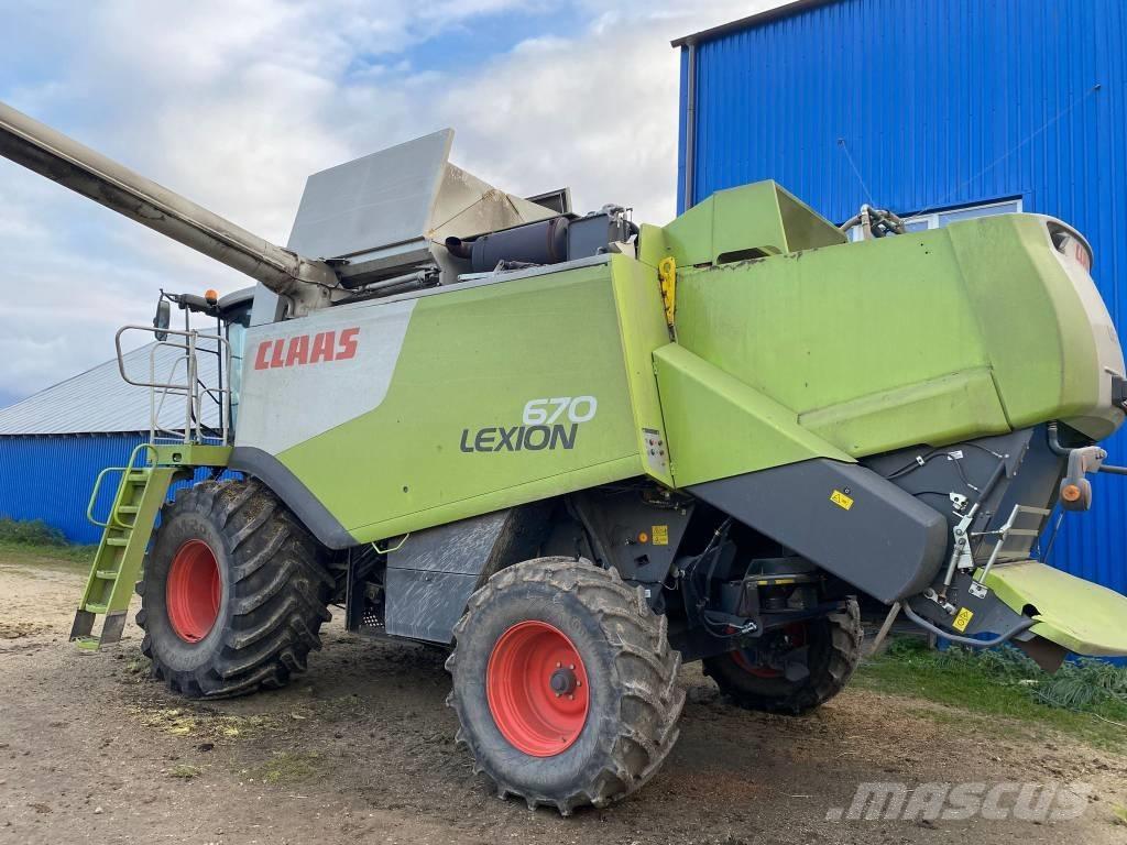 CLAAS Lexion 670 Biçerdöverler