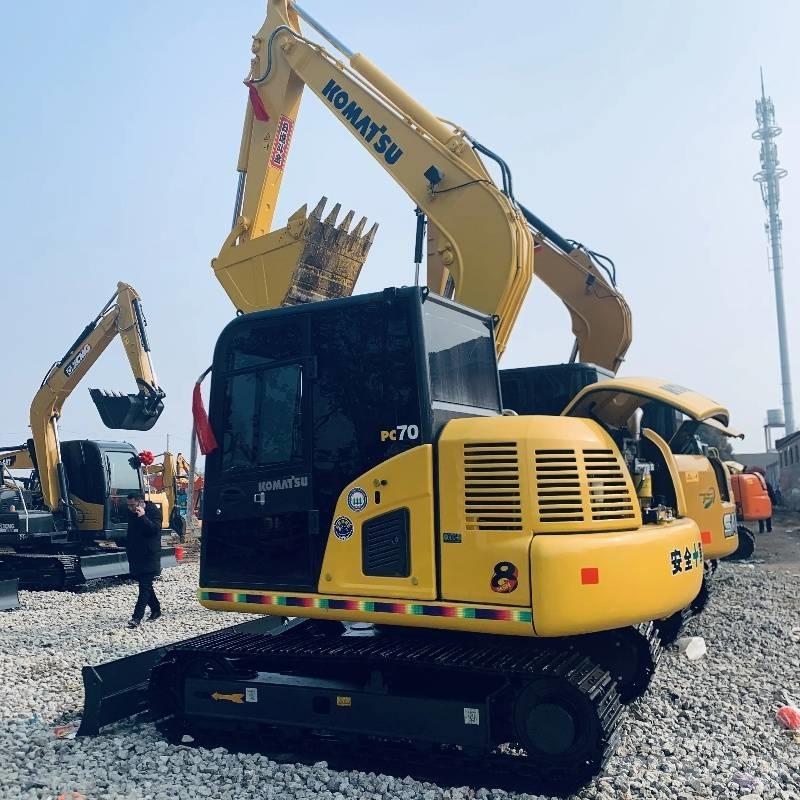 Komatsu PC 70 Paletli ekskavatörler