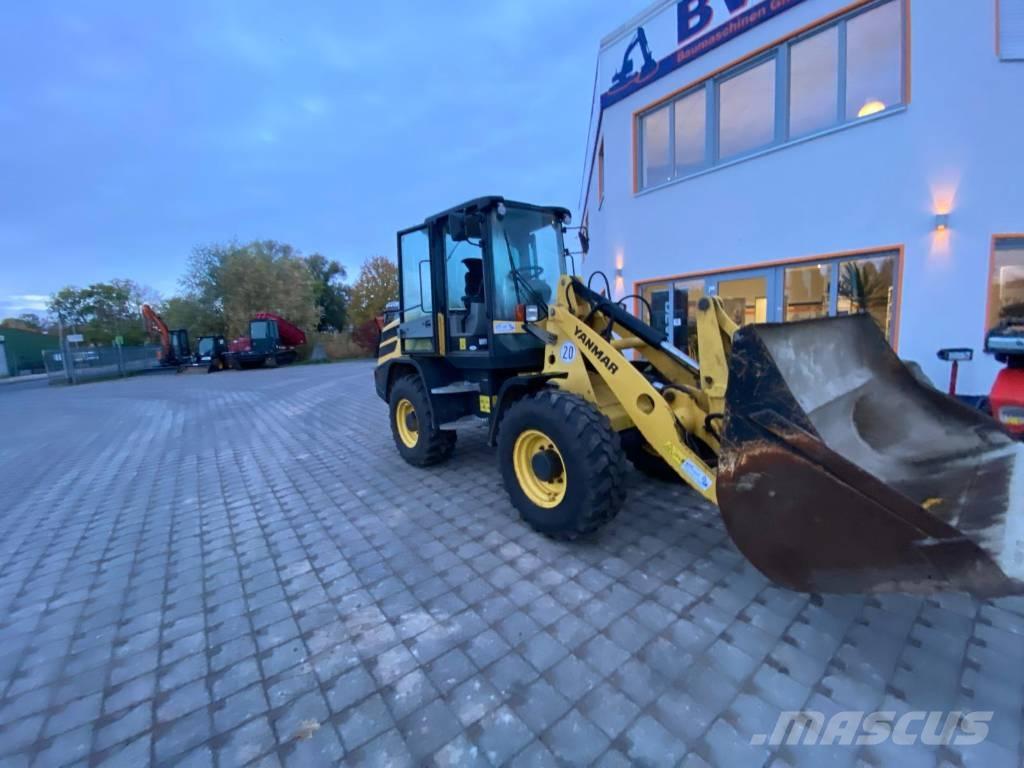 Yanmar V 100 Tekerlekli yükleyiciler