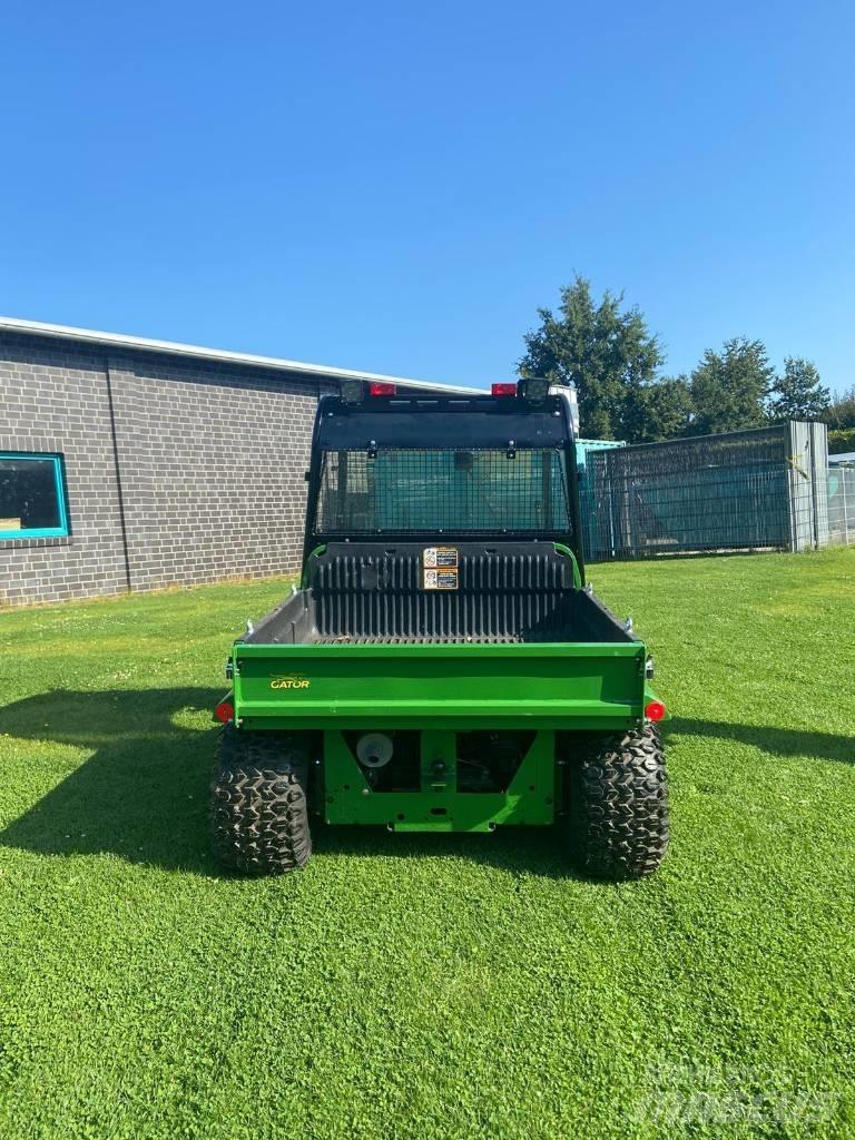 John Deere TH 6x4 ATVler