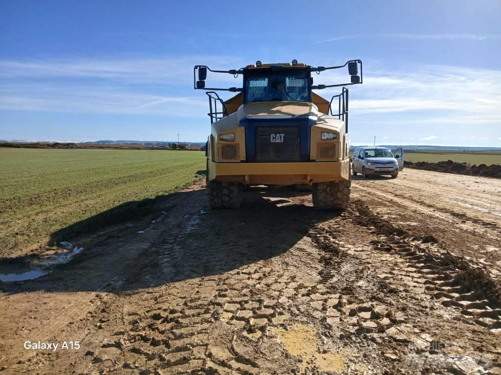 CAT 745 Belden kirma kaya kamyonu