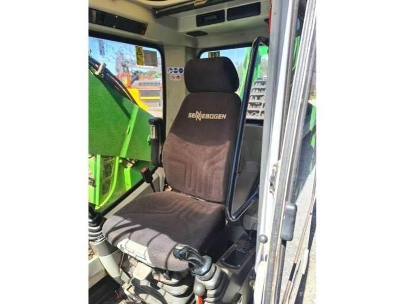 Sennebogen 825 Atık taşıma araçları