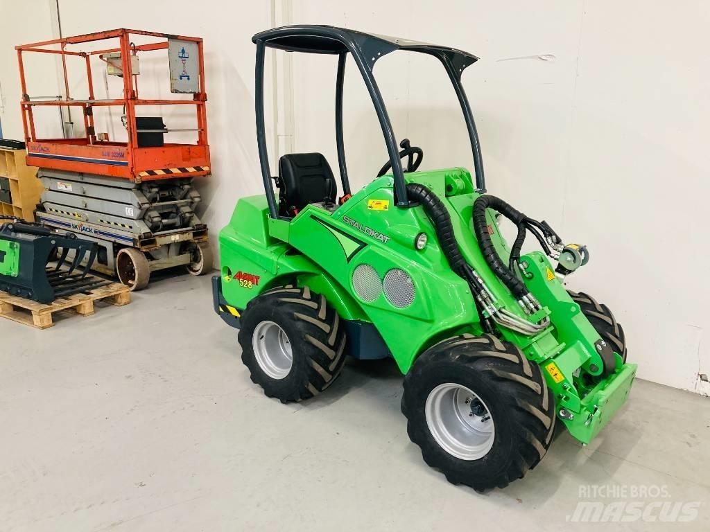 Avant 528 Mini yükleyiciler