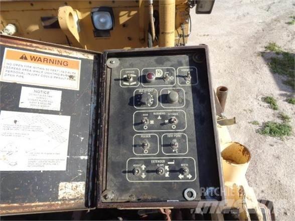 CAT AP-1000B Asfalt sericiler