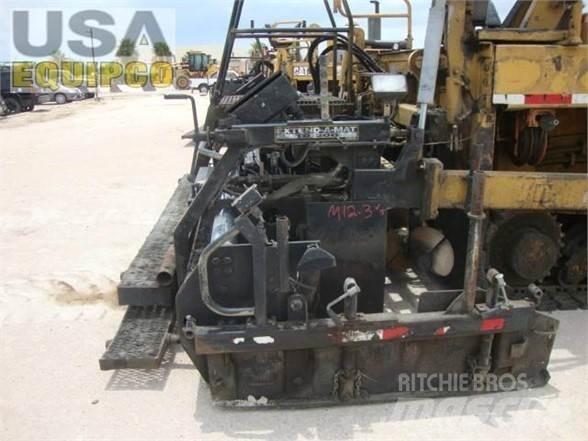 CAT AP-1050B Asfalt sericiler