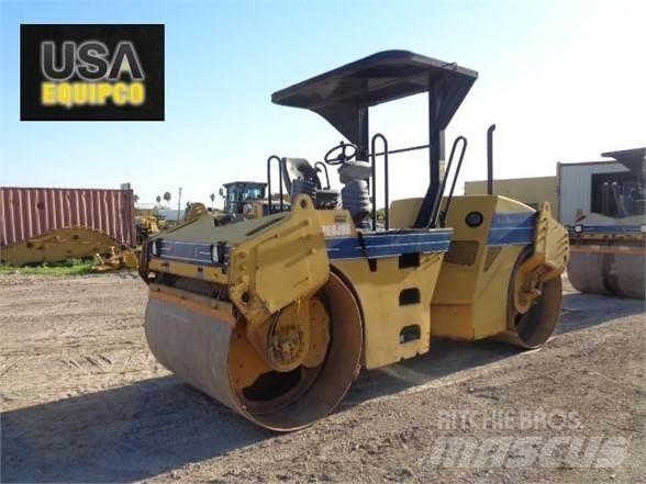 CAT CB-534D Tek tamburlu silindirler