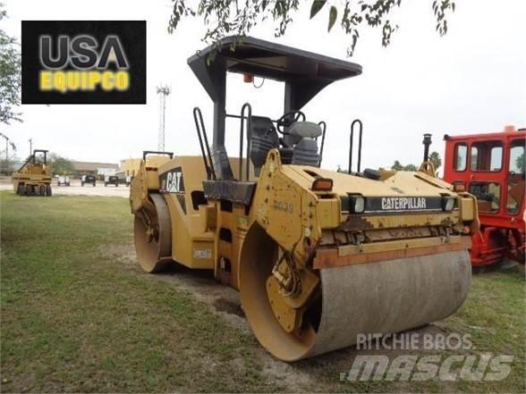 CAT CB-534DXW Tek tamburlu silindirler