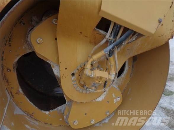 CAT CB-534DXW Tek tamburlu silindirler