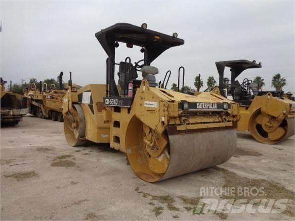 CAT CB-534DXW Tek tamburlu silindirler
