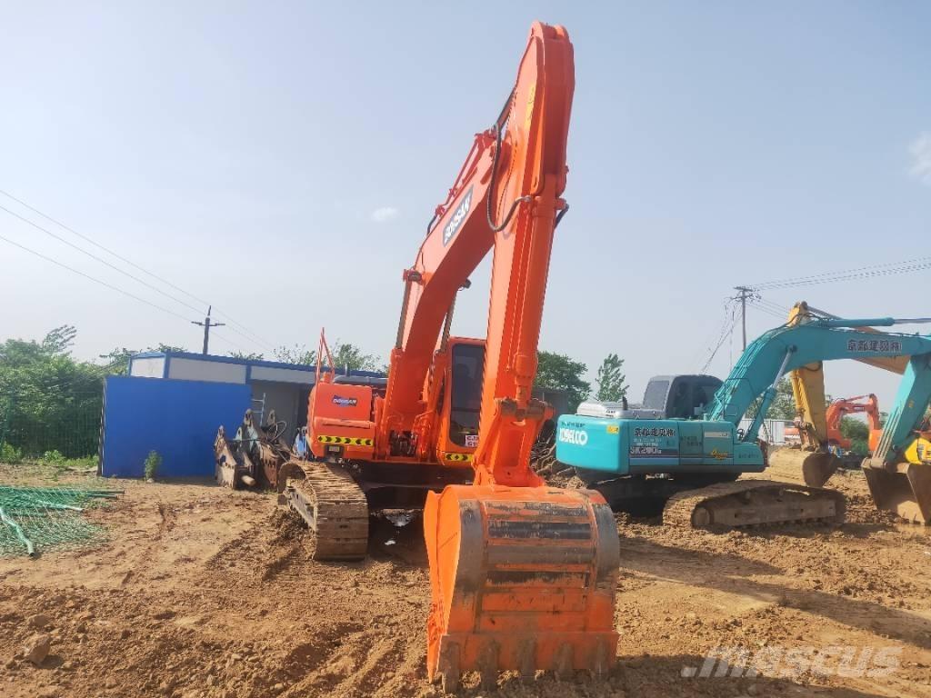 Doosan DH220LC-7 Paletli ekskavatörler