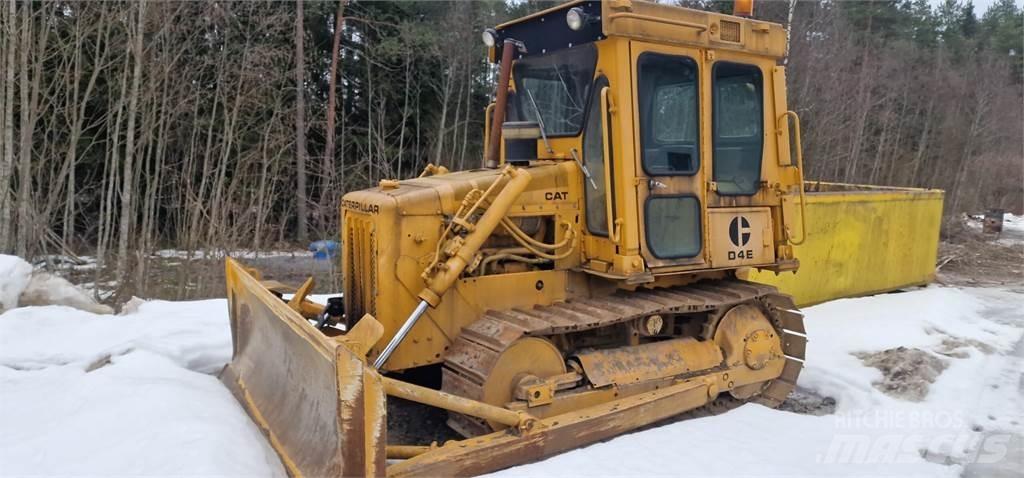 CAT D4E Paletli dozerler