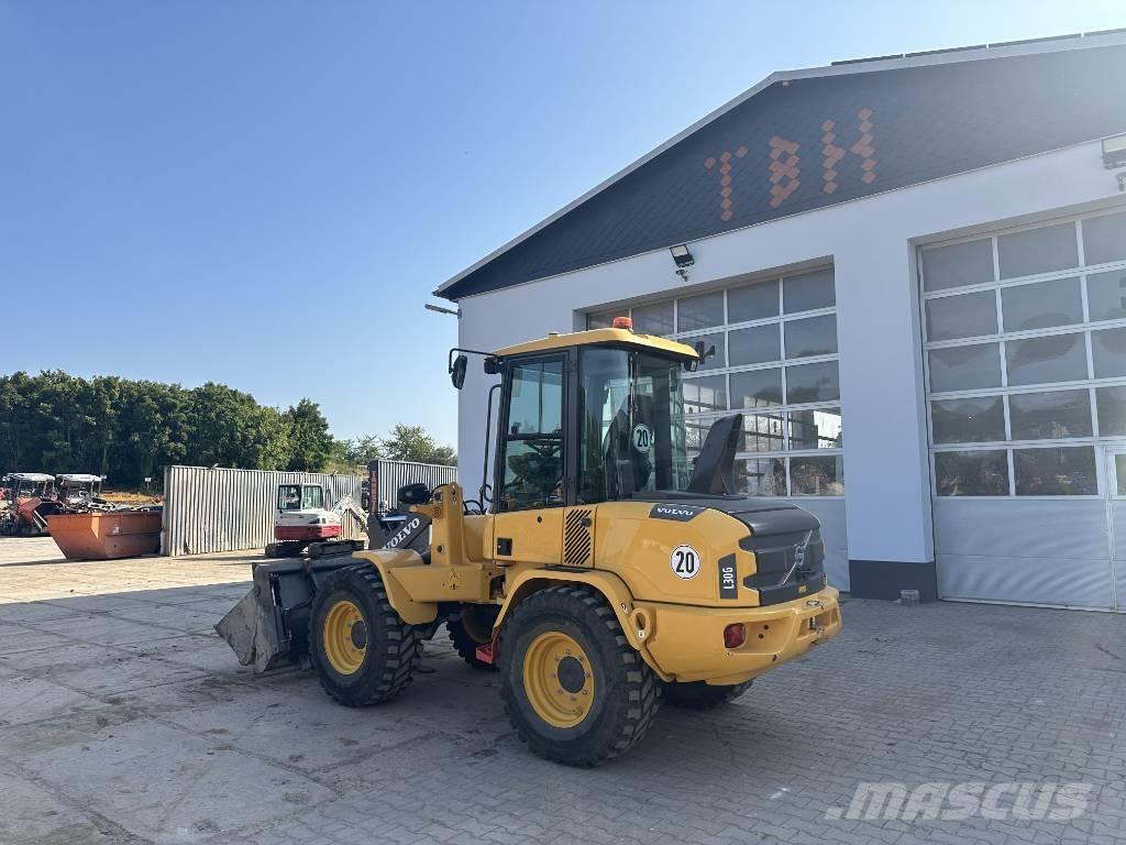 Volvo L 30 G Tekerlekli yükleyiciler