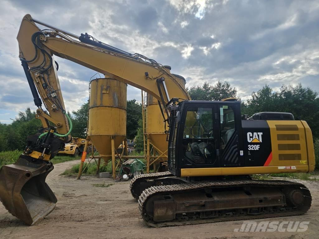 CAT 320FL Paletli ekskavatörler