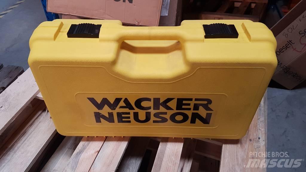 Wacker Neuson RCP-20 Diger