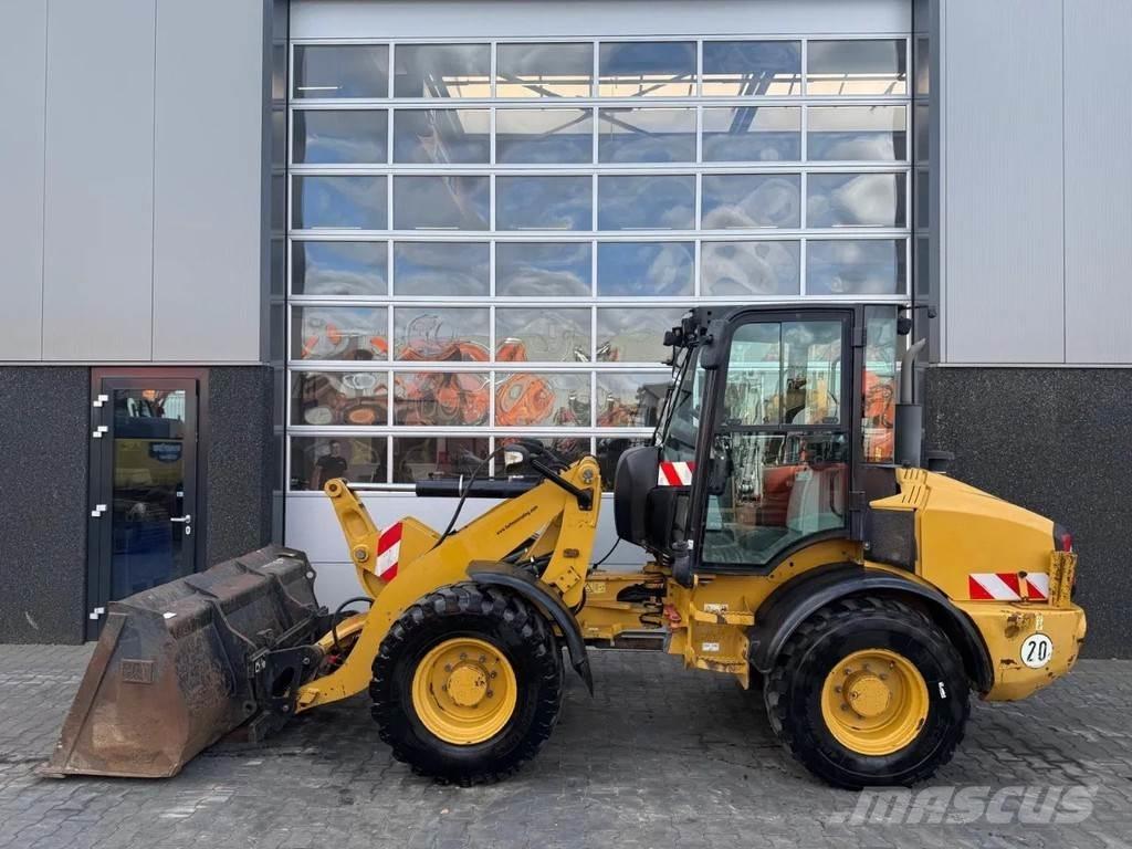 CAT 908H2 Tekerlekli yükleyiciler