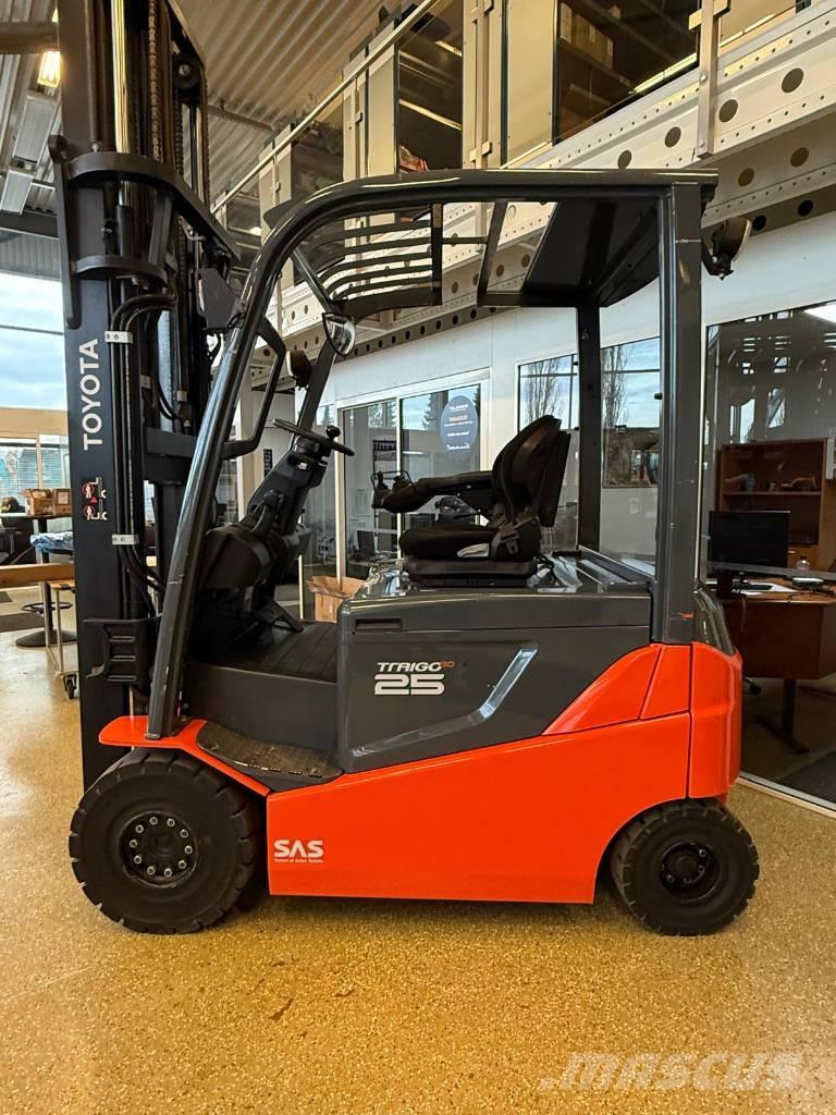 Toyota 8 FBMKT 25 Elektrikli forkliftler