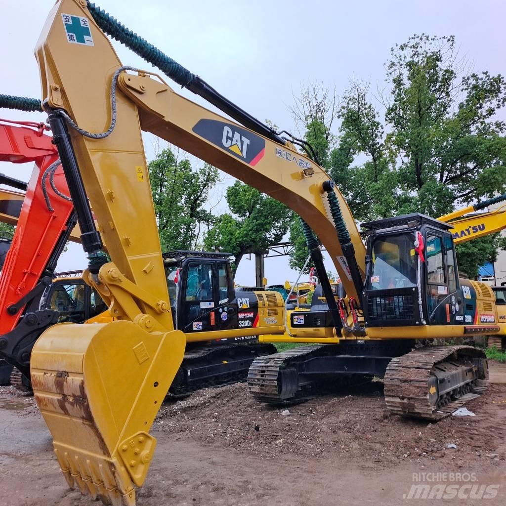 CAT 320 D Paletli ekskavatörler