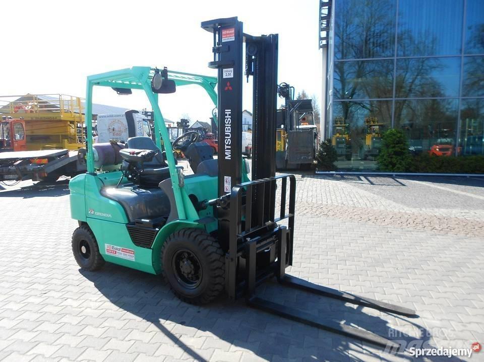 Mitsubishi FG25N LPG'li forkliftler