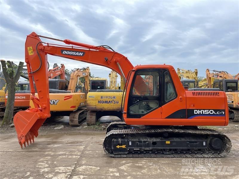 Doosan DH 150 Paletli ekskavatörler