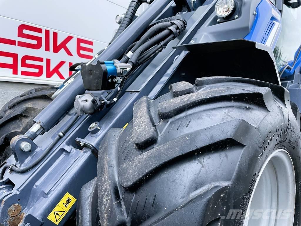 Multione 11.9K Teleskopik tekerlekli yükleyiciler