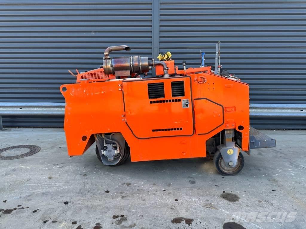 Wirtgen W 350 Asfalt kaziyicilar