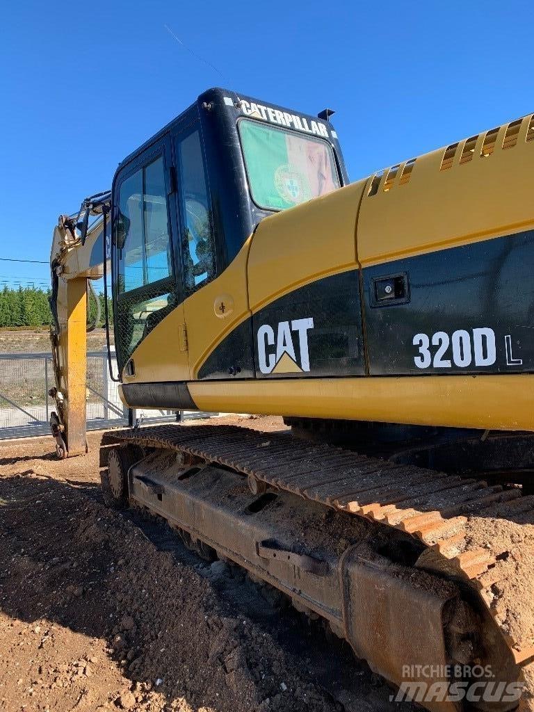 CAT 320 D L Paletli ekskavatörler