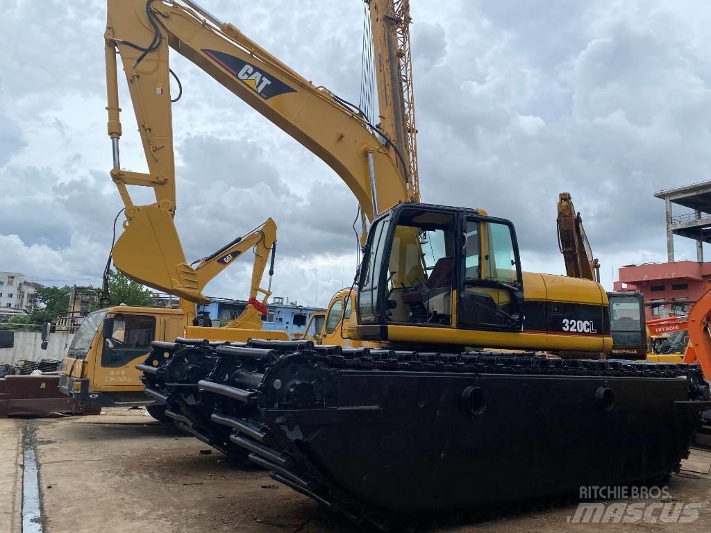 CAT 320 C Amfibi Ekskavatörler