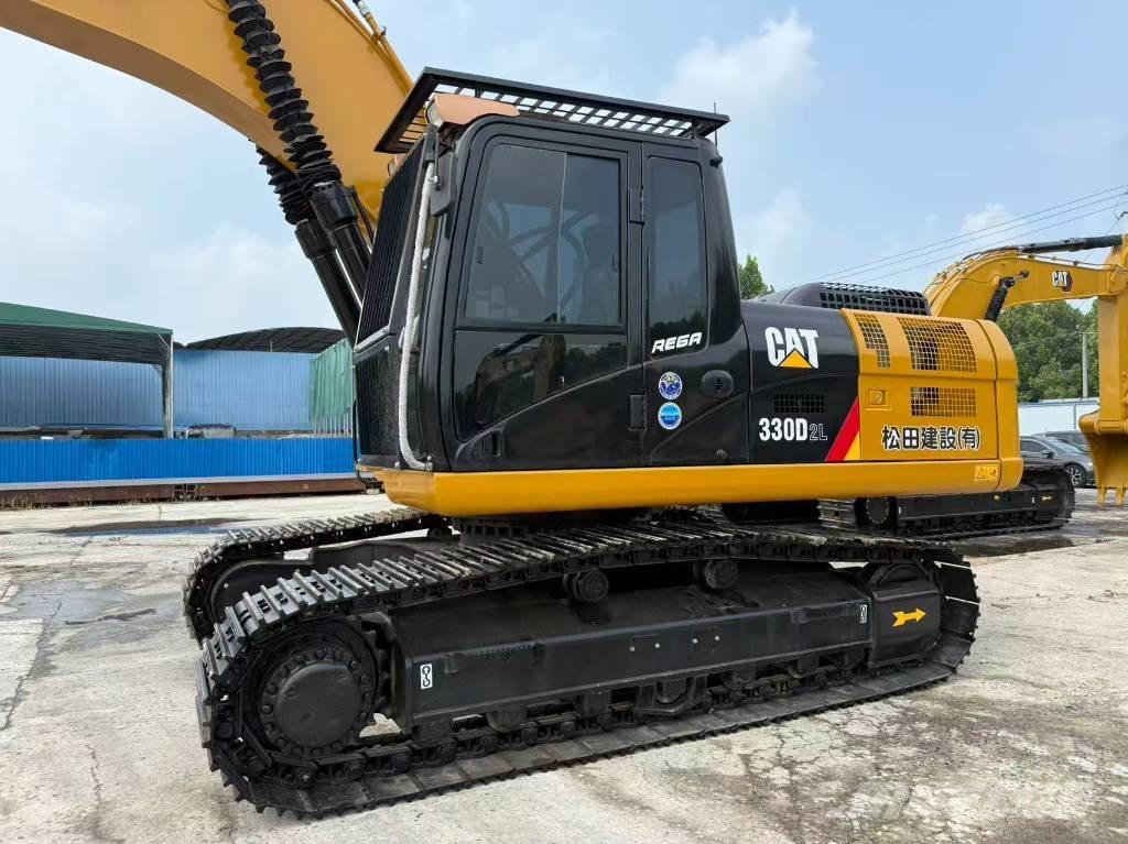 CAT 330 D Paletli ekskavatörler