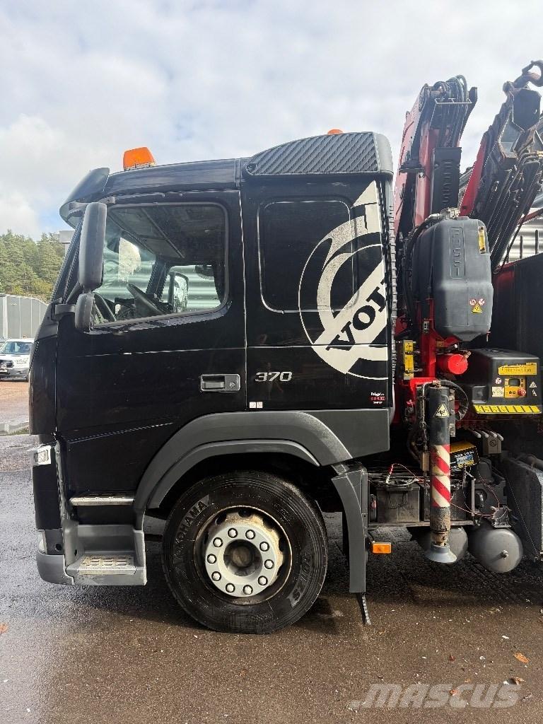 Volvo FM 370 Araç üzeri vinçler