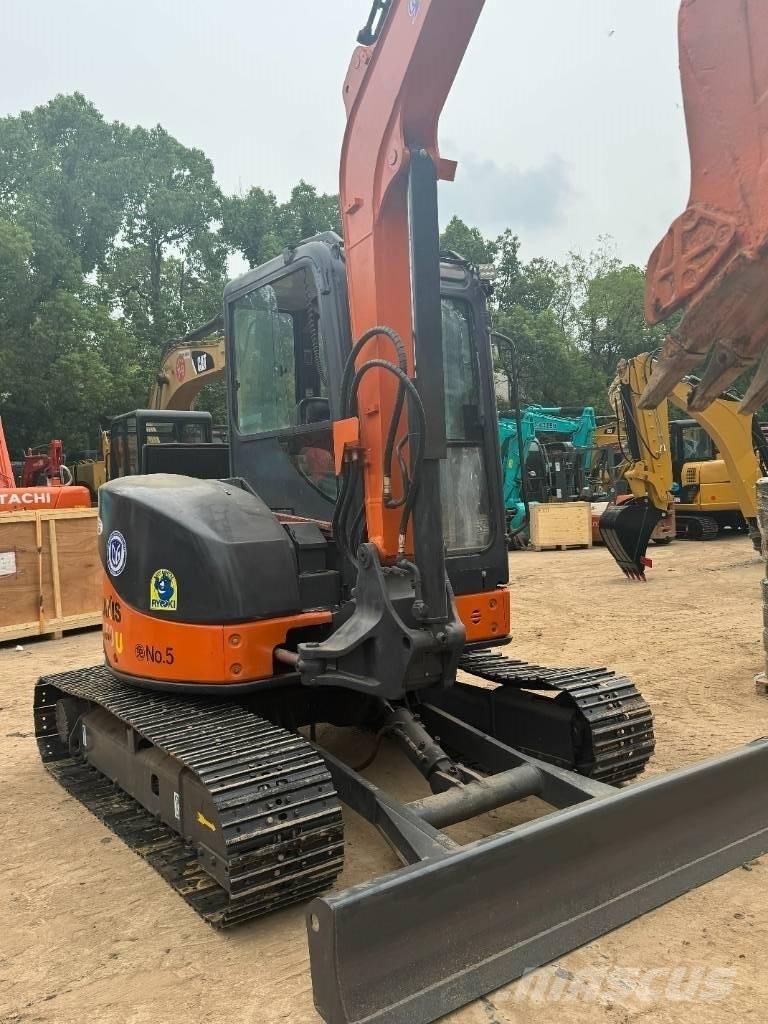 Hitachi ZX 50 U Paletli ekskavatörler