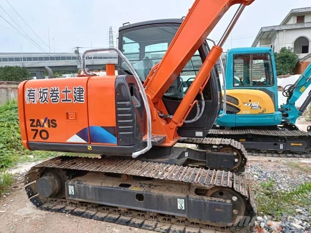 Hitachi ZX70 Mini ekskavatörler, 7 tona dek